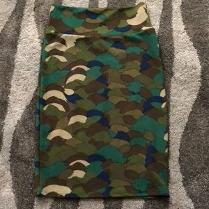 Lularoe Cassie Camo Pencil Skirt